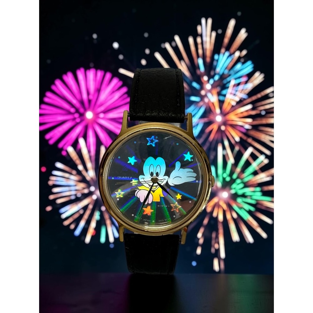 Vintage Lorus Mickey Mouse Watch Black Leather Band Holographic V515-8A00 WORKS!